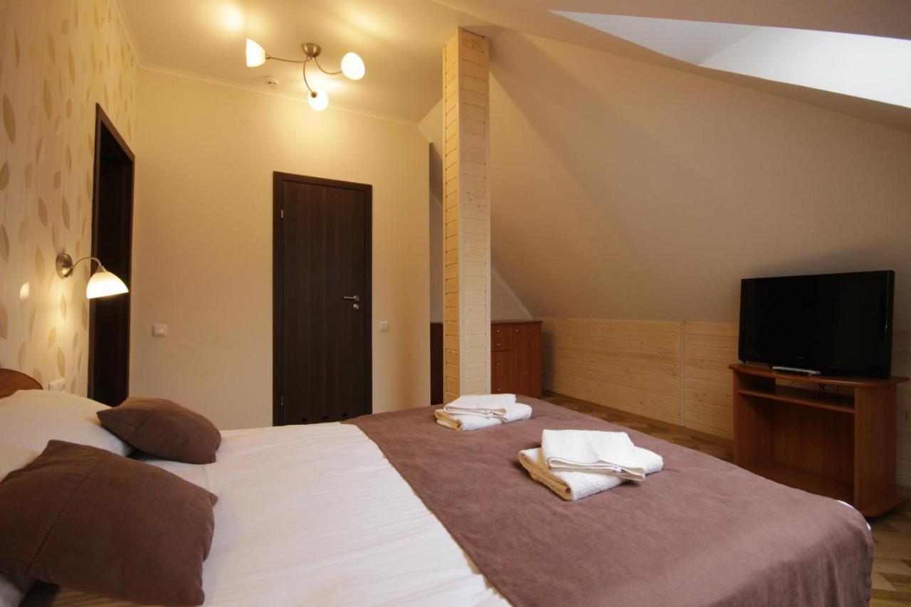 Valentyna Hotel Skhidnytsia ภายนอก รูปภาพ